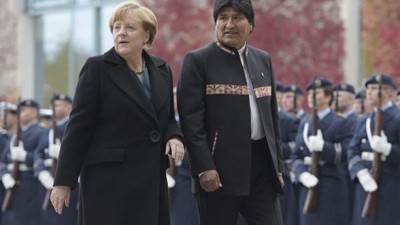 Merkel pidió al Papa, para mediar entre Bolivia-Chile