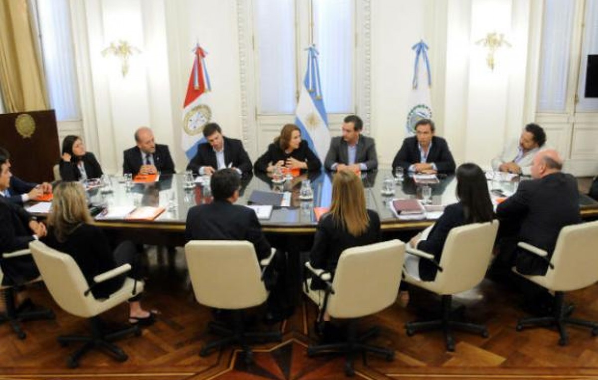 La Intendenta de Rosario presentó a su nuevo gabinete 