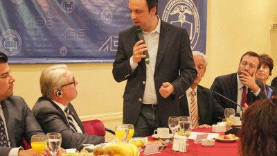 La Ciudad de Santa Fe estrecha vínculos comerciales con el estado de California