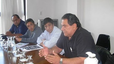 El paro municipal en Caleta Olivia, un conflicto silencioso pero de impacto creciente en la ciudad