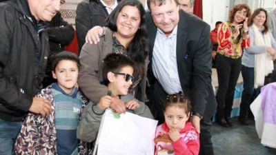 Se entregaron viviendas a un centenar de familias barilochenses
