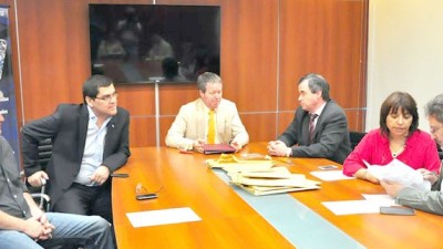 Se construirán otras 32 viviendas en Río Senguer y 6 en Río Mayo