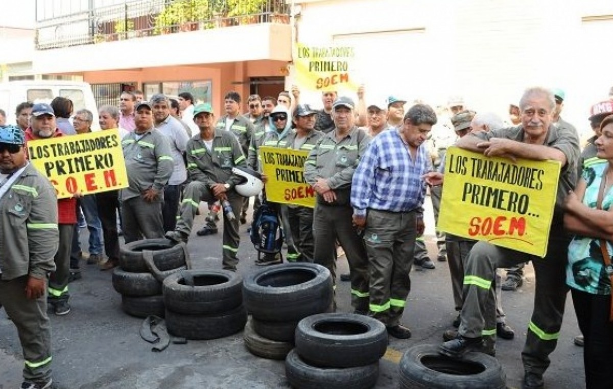 El SOEM Catamarca reclamó en las calles por demoras en la causa judicial