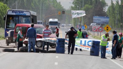 Se extiende el conflicto municipal en Centenario