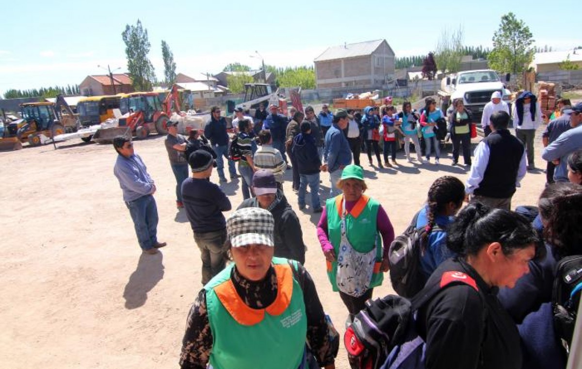 Municipales de Centenario llegaron a un acuerdo con el Intendente