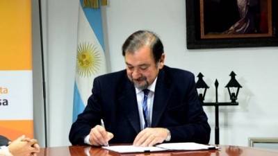 Formalizaron el proceso de pase a planta permanente en el municipio salteño