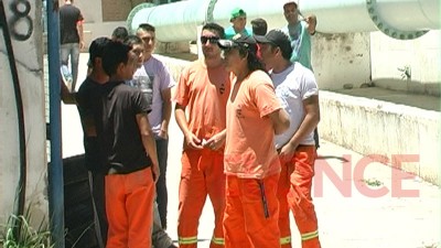 Municipales de Obras Sanitarias de Paraná en estado de asamblea por «estabilidad laboral»