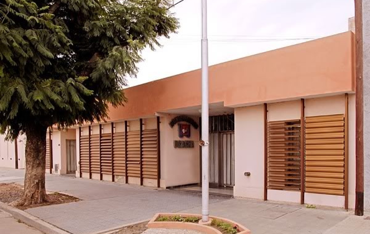 Ucacha: los municipales ratificaron el paro por el reclamo de salarios