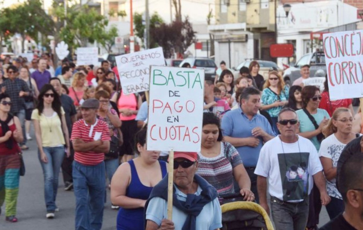 Los municipales de Plottier volvieron al paro y a las protestas