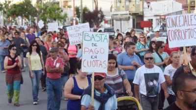 Los municipales de Plottier volvieron al paro y a las protestas