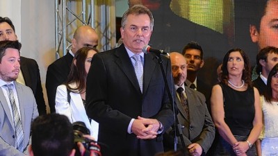 El intendente de Bahía ordenará un relevamiento de los trabajadores municipales