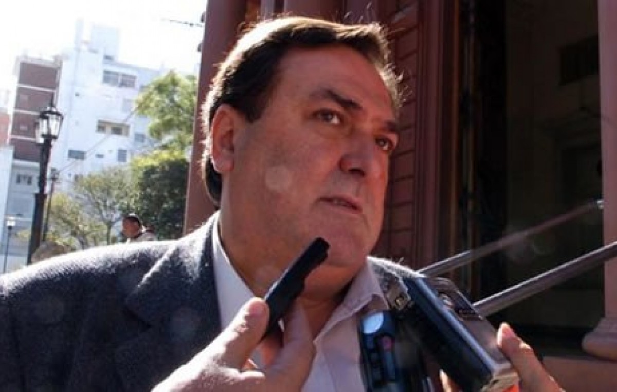 Los Municipales de Rosario abren el paraguas
