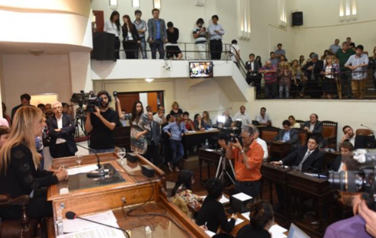 Proponen que el Concejo Municipal de Rosario vuelva a sesionar en los seis distritos