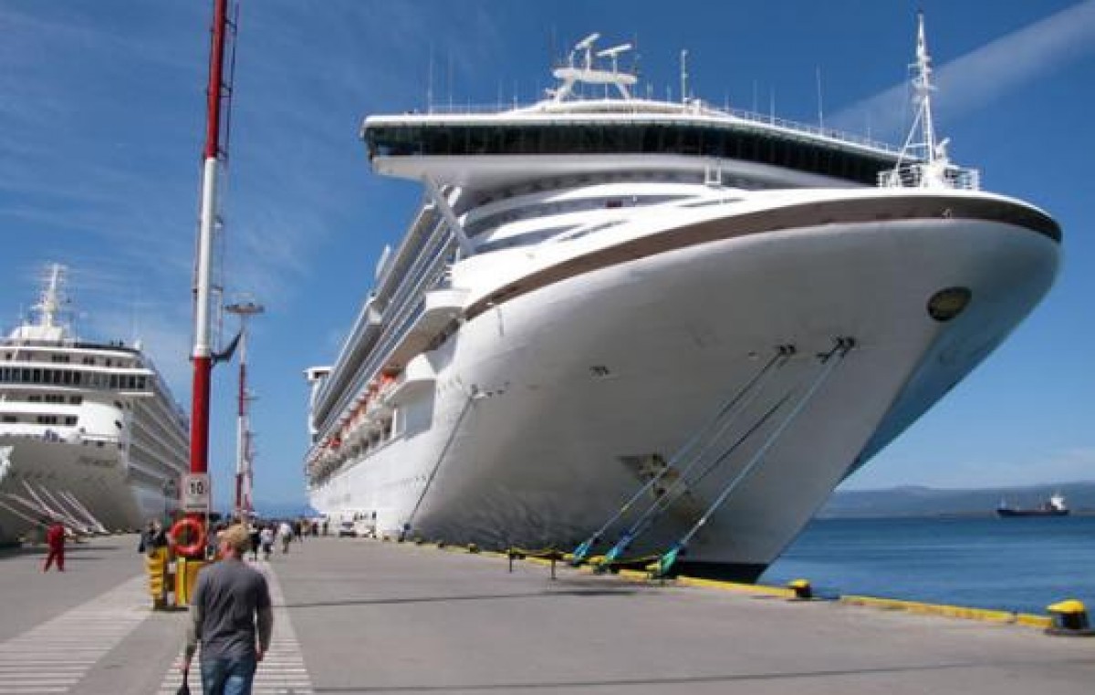 Ushuaia: Fin de semana con récord de amarre de Cruceros Antárticos