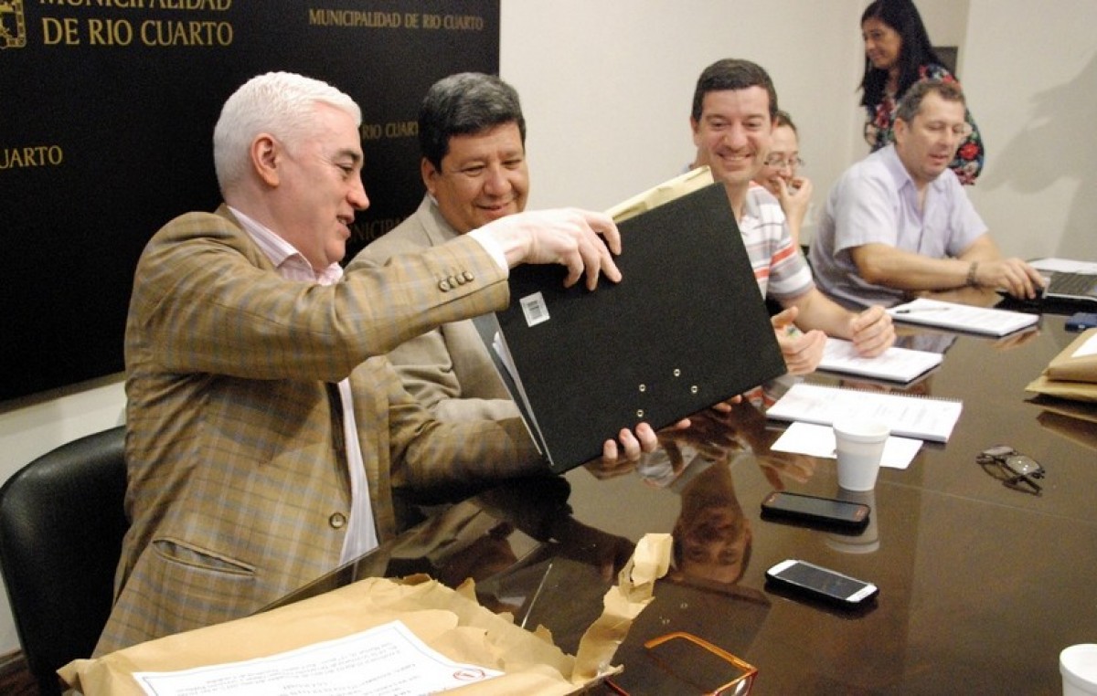 Invertirán $ 40 millones en pavimentar 96 cuadras en Río Cuarto