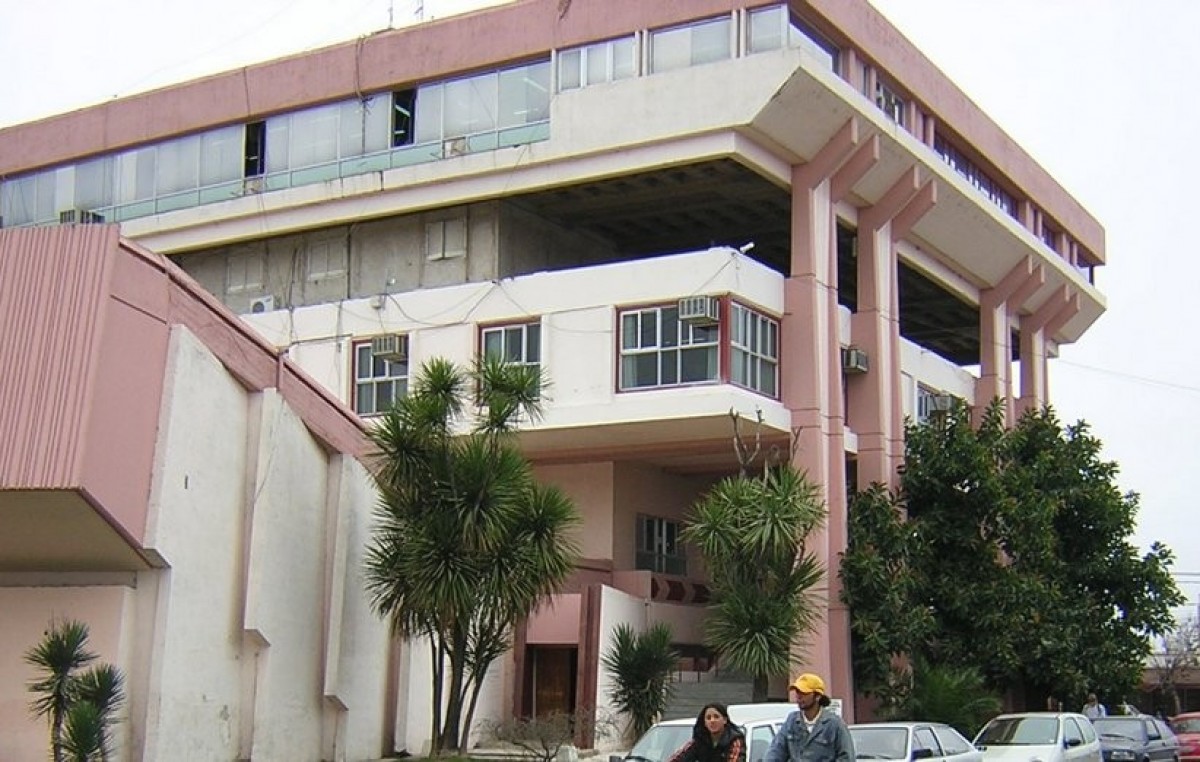 Río Tercero: En 4 años el Intendente subió 900% gasto salarial en becas