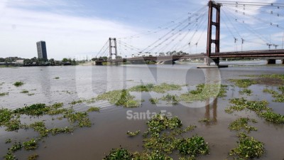 En Santa Fe, el río Paraná está a 33 centímetros del nivel de alerta
