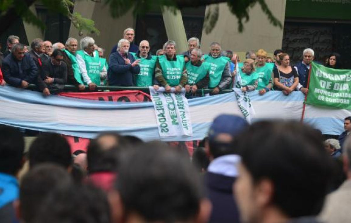 Córdoba: Suoem reconoce descuentos promedio de 2.800 pesos