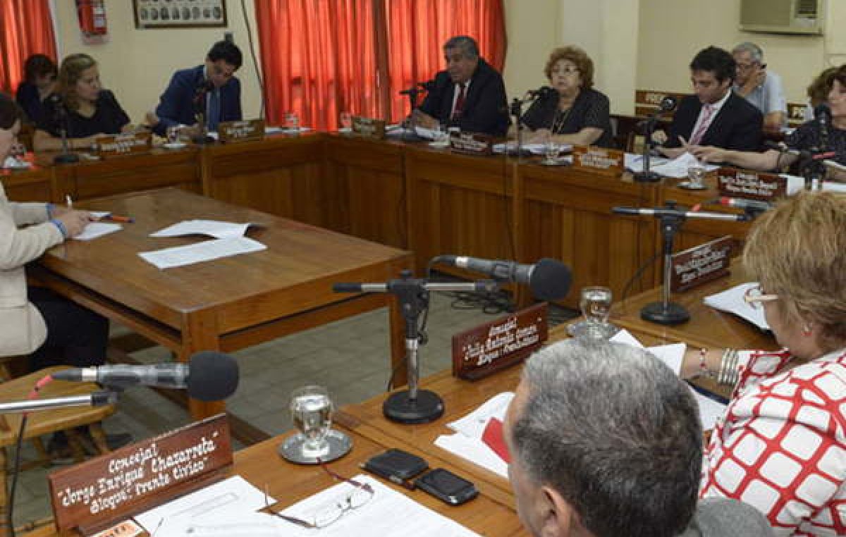 Aprobaron el presupuesto de la comuna de Santiago por más de $1.500 millones