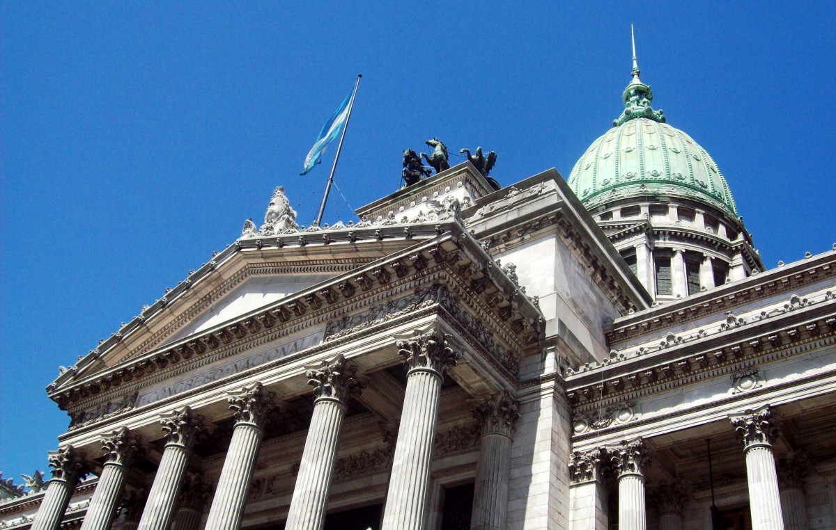 Macri y Michetti juran como presidente y vice ante la Asamblea Legislativa