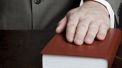 Maratónica semana de juras: asumen los intendentes y jefes comunales de Córdoba