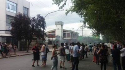 No renovarán más de 600 contratos en Las Heras y realizaron piquetes en la Municipalidad