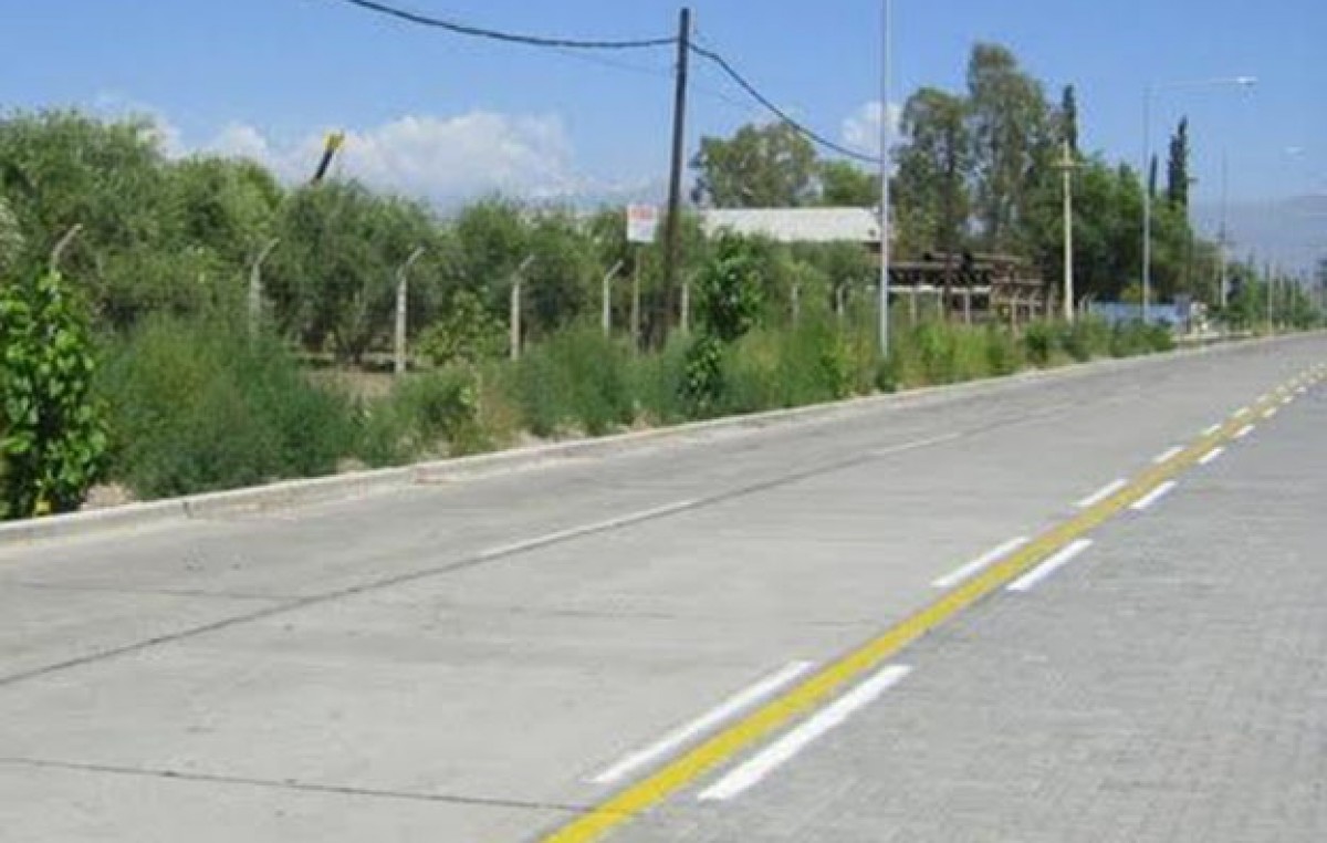 Maipú hizo un resumen de su plan de pavimentación en varias localidades