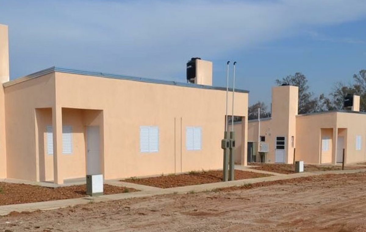 Se entregaron 56 viviendas en Concordia