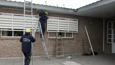 Neuquén duplica aportes a municipios para acondicionar escuelas