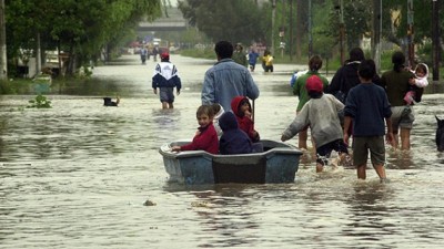 El río Paraná volvió a subir en Barranqueras y en el Chaco continúan 6000 personas evacuadas