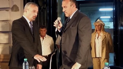 La literalidad de “Cambiemos”: Denuncian que intendente de Rojas despidió 30 municipales y contrató otros 90
