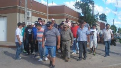 Du Graty: ahora la Justicia ordenó reincorporar a 20 empleados municipales