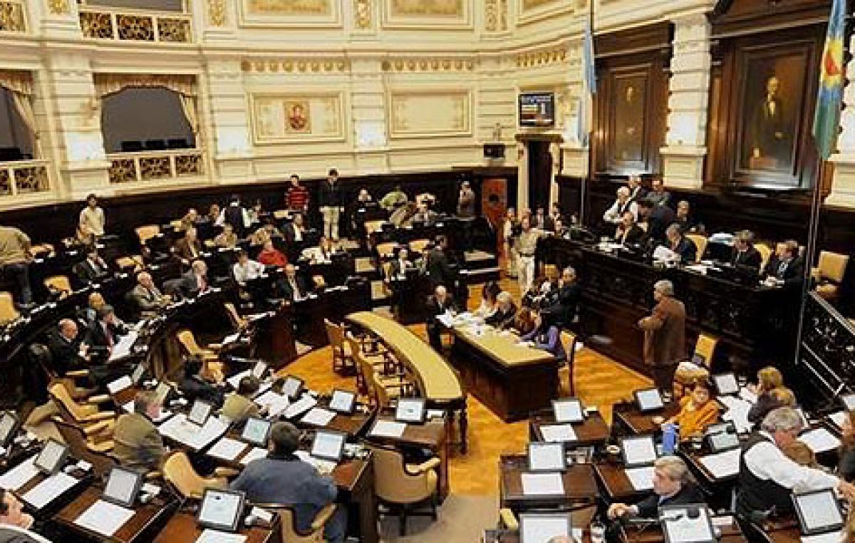 La Legislatura bonaerense aprobó el Presupuesto 2016, 10 mil millones para comunas