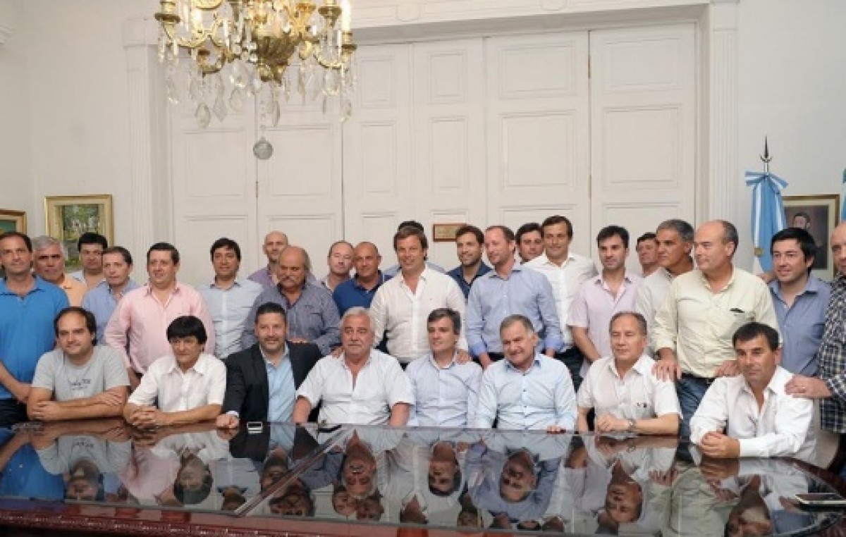 Intendentes del FpV piden tregua en la interna del PJ para ocuparse de los municipios bonaerenses