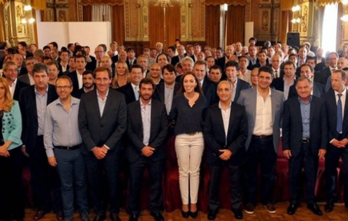Buenos Aires: El Presupuesto al rescate de los municipios en rojo y sacudidos por los despidos masivos