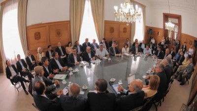 Qué dicen los intendentes bonaerenses sobre la posibilidad de desdoblar las elecciones municipales