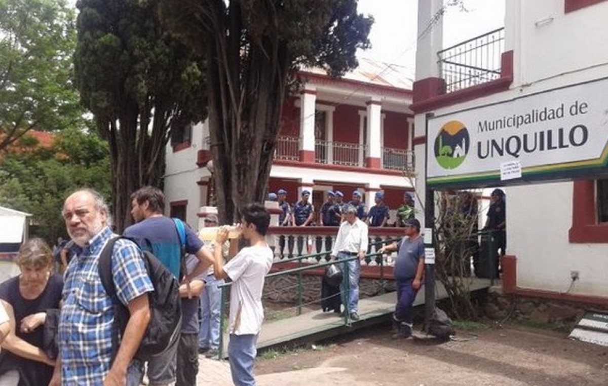 Se mantiene el conflicto con los estatales en Unquillo