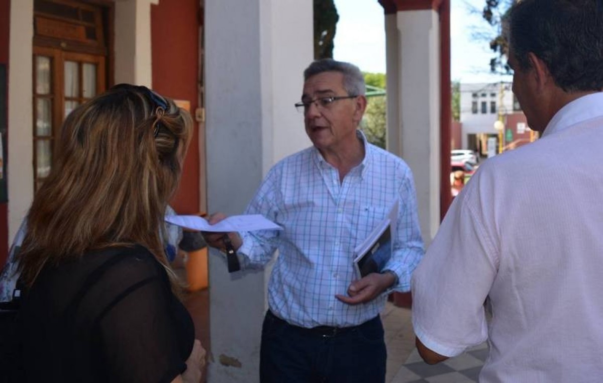 Tregua en Unquillo: forman mesa de negociación con el Intendente y gremios