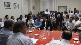 Presupuesto bonaerense: el FPV pide mayor «especificación» del endeudamiento y más recursos para municipios