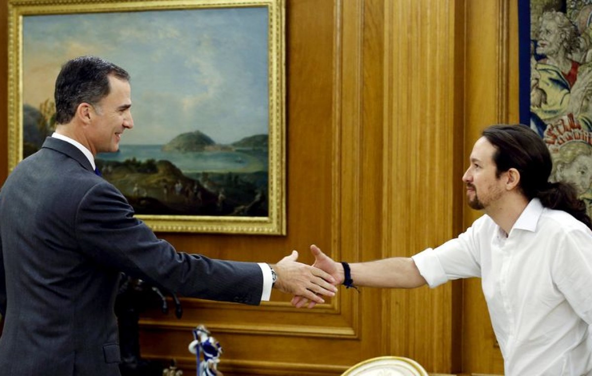 Pablo Iglesias propone formar gobierno español entre Podemos y el PSOE