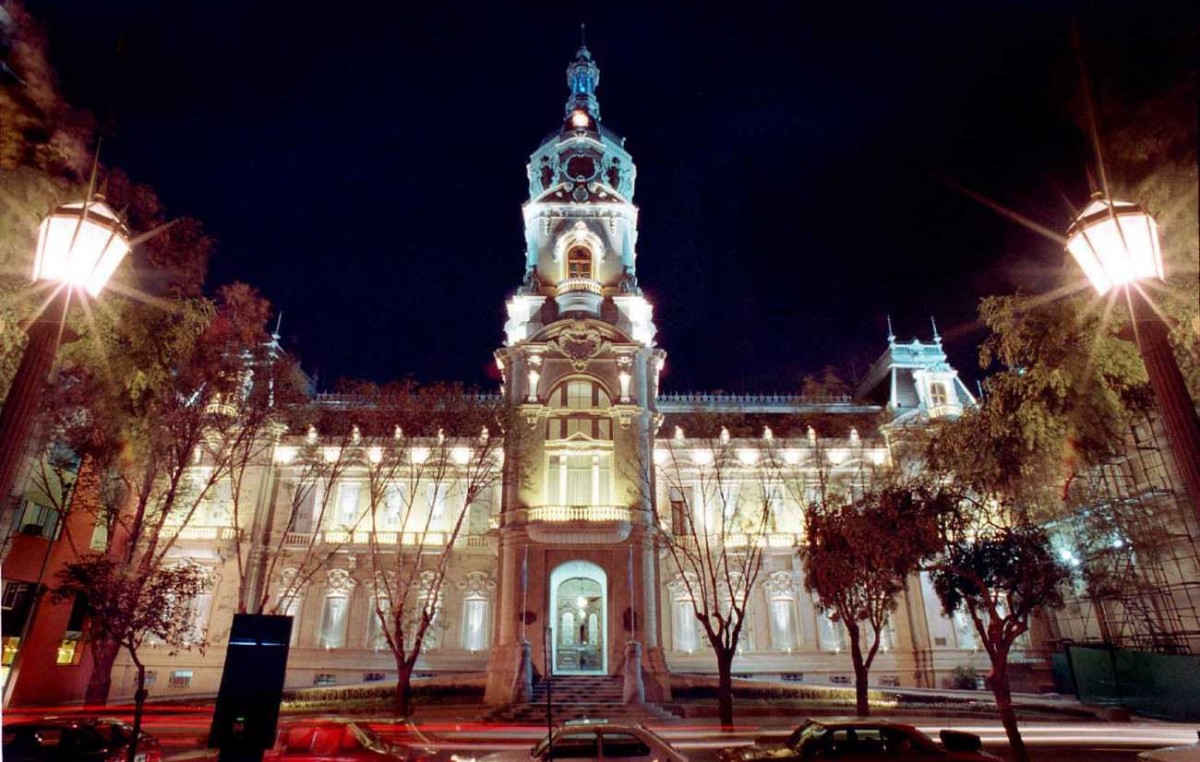 Aseguran que el intendente de Bahía creó 16 nuevos cargos políticos