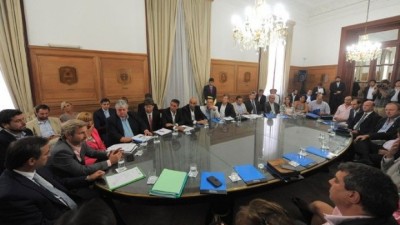 Macri les pidió a los intendentes cordobeses que cuiden los gastos