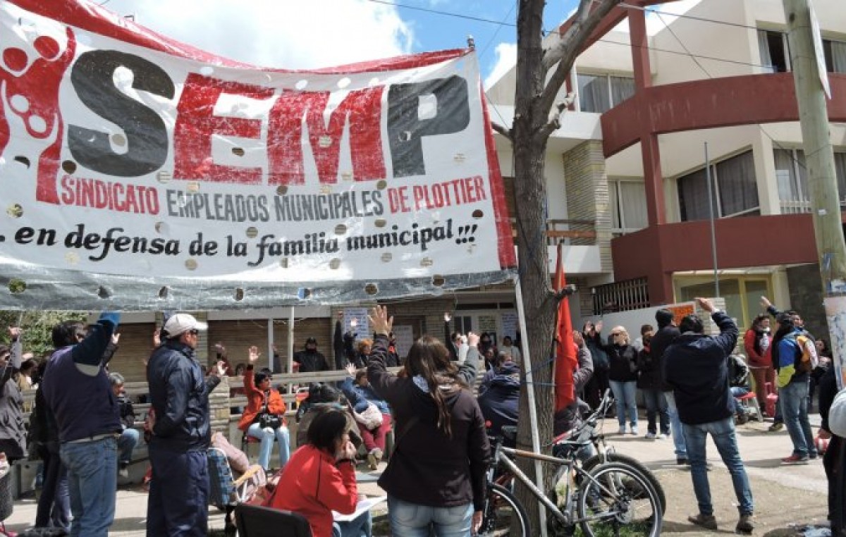 Municipales de Plottier quieren sentarse a negociar un aumento salarial
