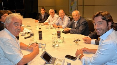 Los intendentes del PJ de la Sexta Sección bonaerense a la carga por las deudas de coparticipación