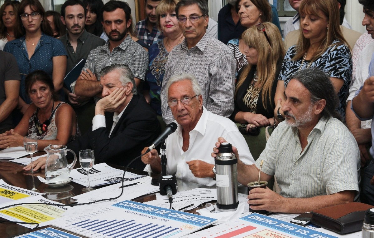 Inflación, despidos y tarifas: los números que publicó el bloque del Frente para la Victoria