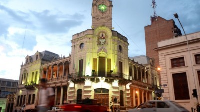 Jerarquizados de Paraná no aceptarán menos del 45 por ciento de incremento salarial