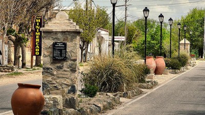 Intendentes de Córdoba gestionaron ante la Nación fondos para distintas obras