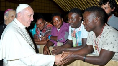 El Papa pidió a toda Europa que reciba a refugiados