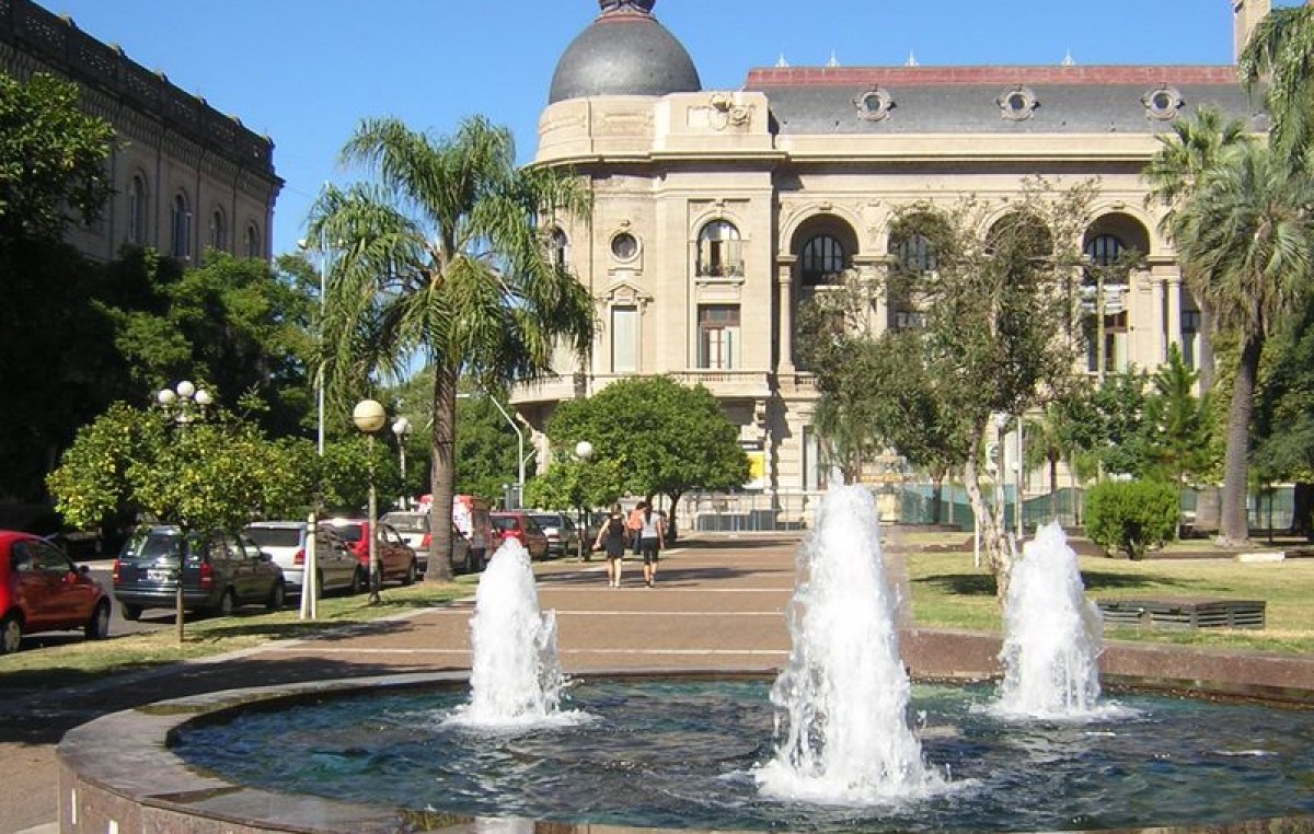 Quieren debatir un nuevo régimen de coparticipación a municipios santafesinos
