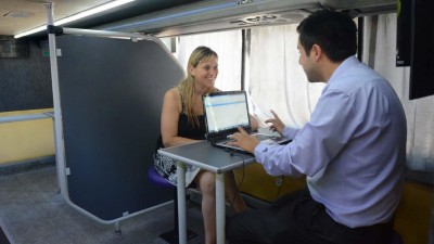 Godoy Cruz: los vecinos ahora pueden buscar empleo a través de una oficina móvil